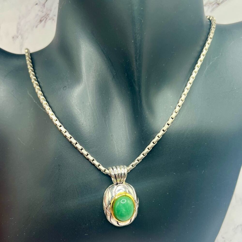 Vintage Roman pendant necklace with green stone